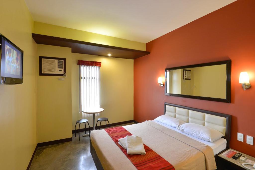 Express Mabolo Hotel 3*