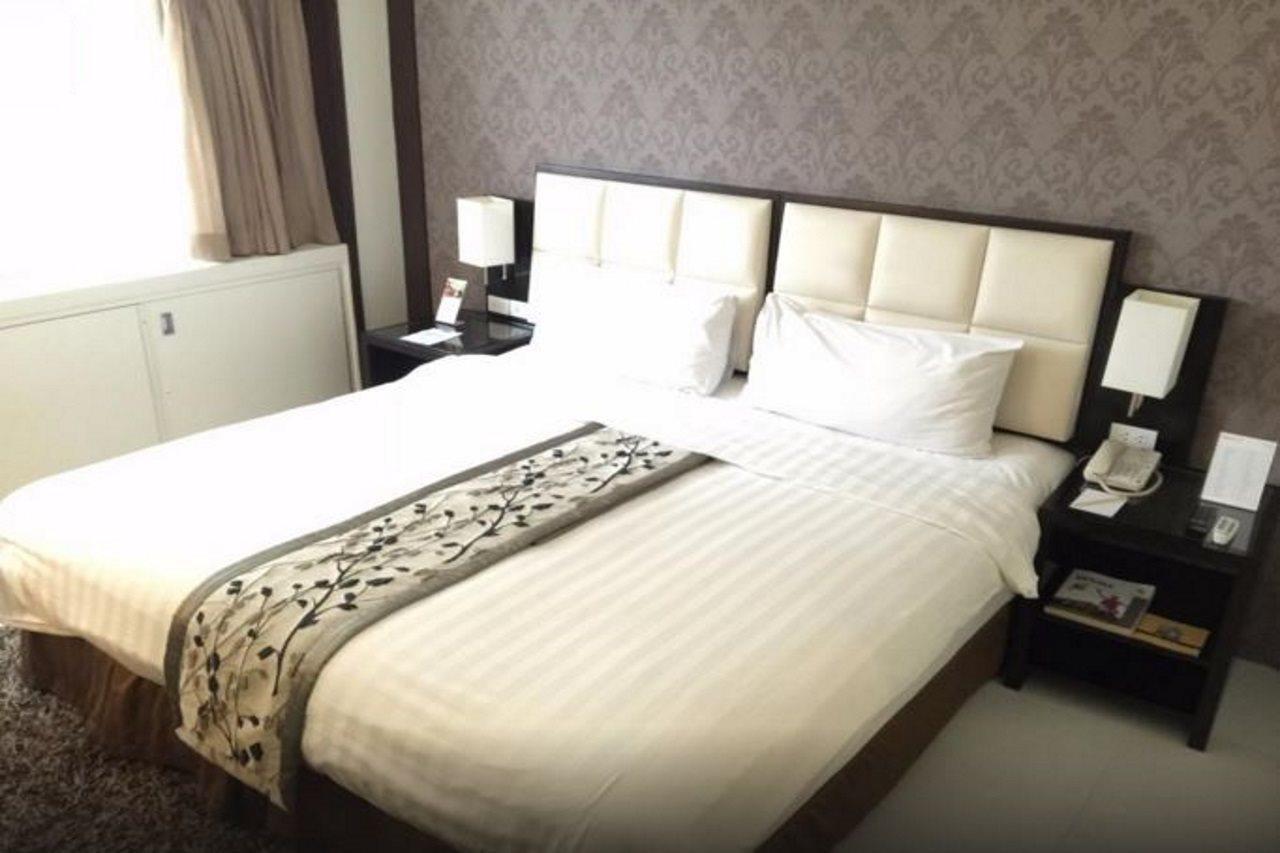 Quest & Conference Center Hotel Cebu
