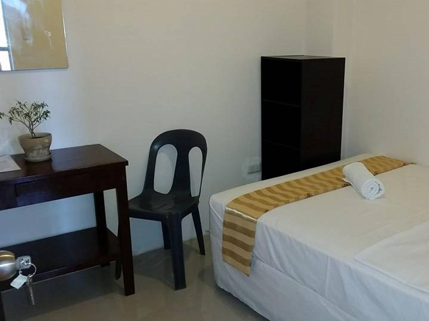 Sebastian Hotel Oslob