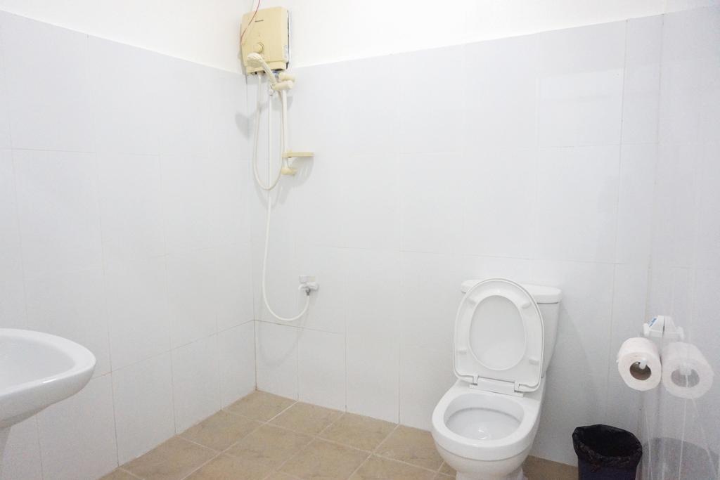 Hostel E-Mo Dormitory