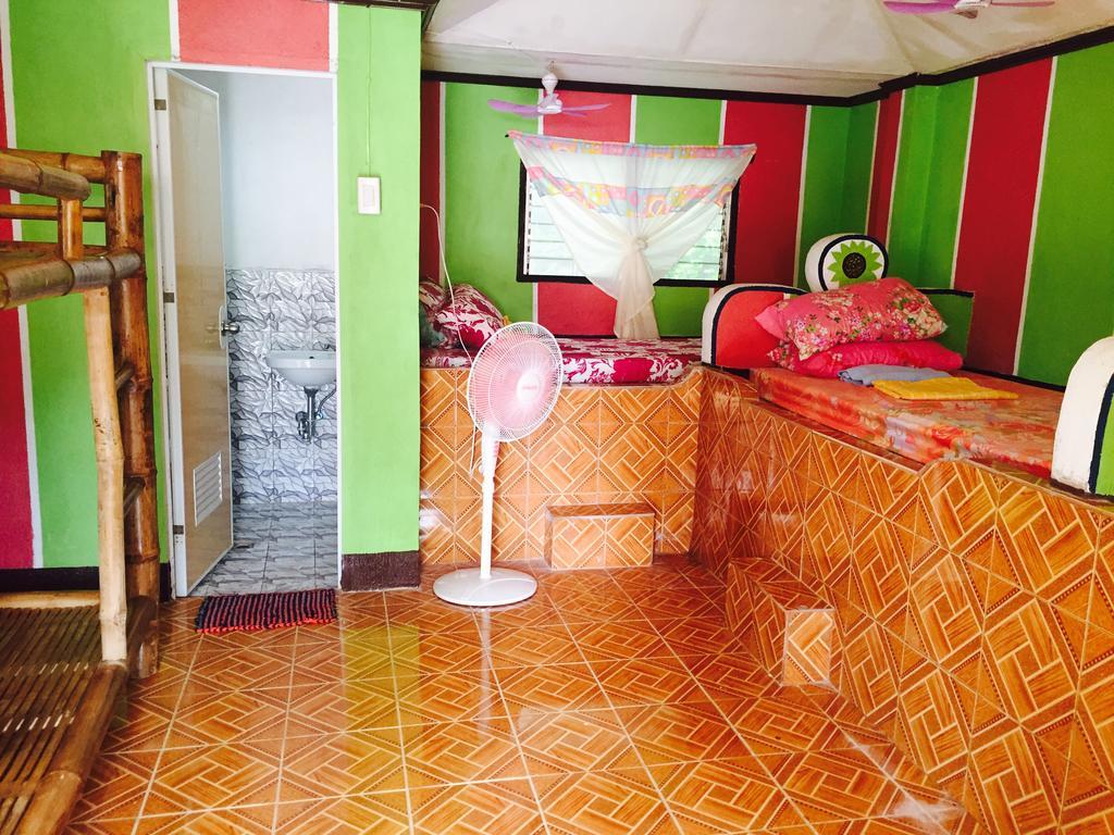 Romantic Place Hostel