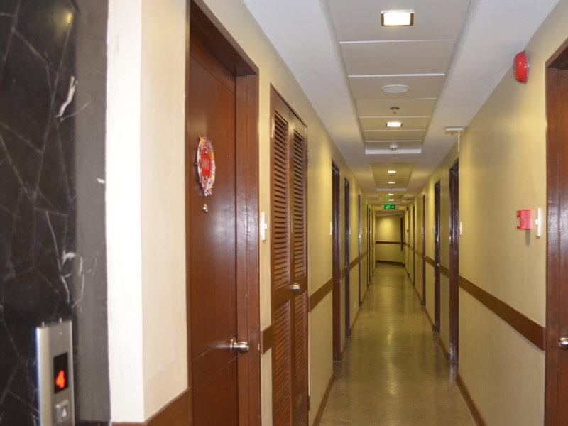 bahay-panuluyan Express Mactan