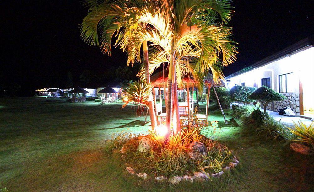 Parrot Paradise Resort Boljoon