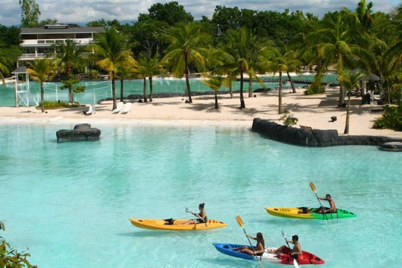 Resort Plantation Bay And Lapu-Lapu City