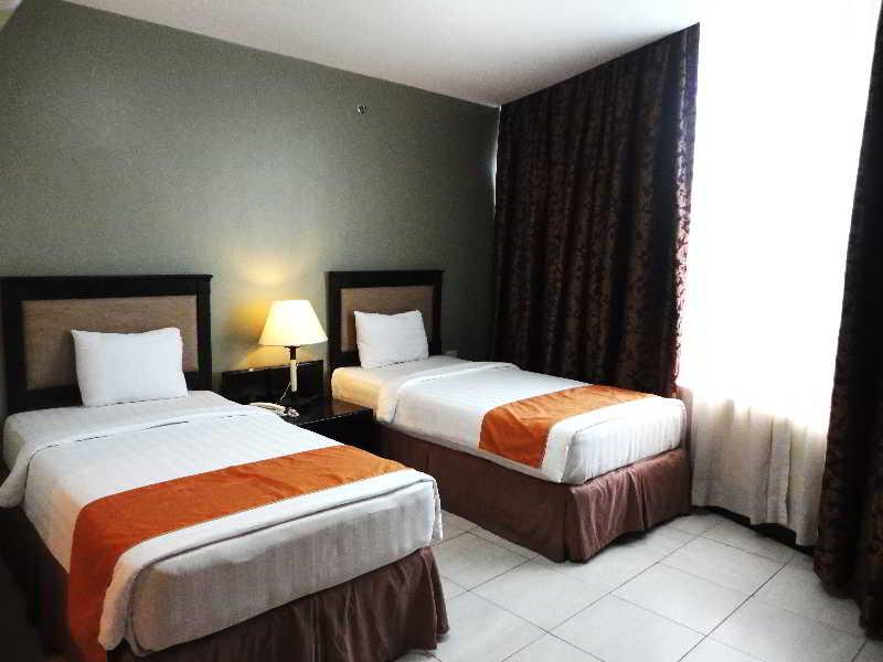 Oyo 187 The Maxwell Cebu
