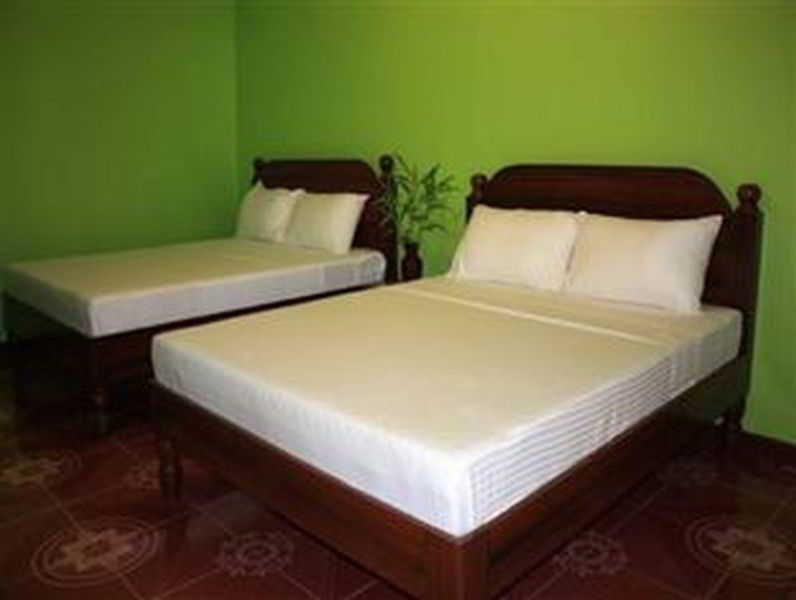 Hagnaya And Restaurant Hotel San Remigio (Cebu)