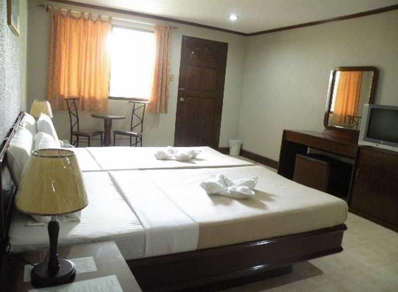 Ogtong Cave Hotel 3*