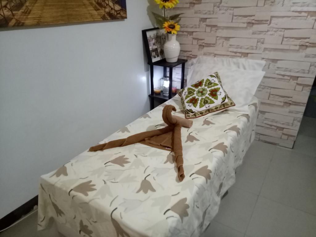 Lemon Apartment