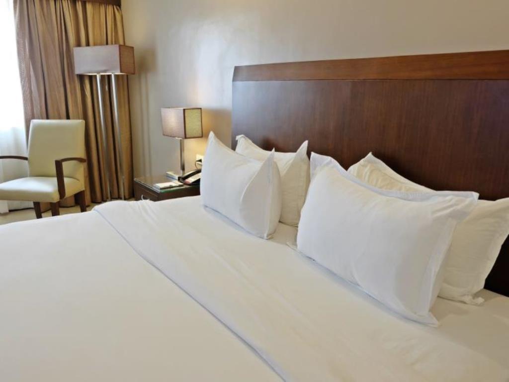 Hotel Mandarin Plaza 3*