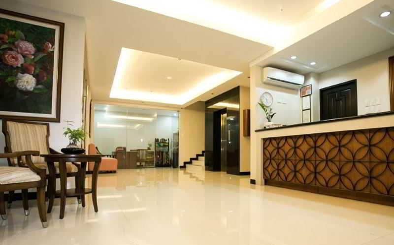 Main & Hotel Cebu