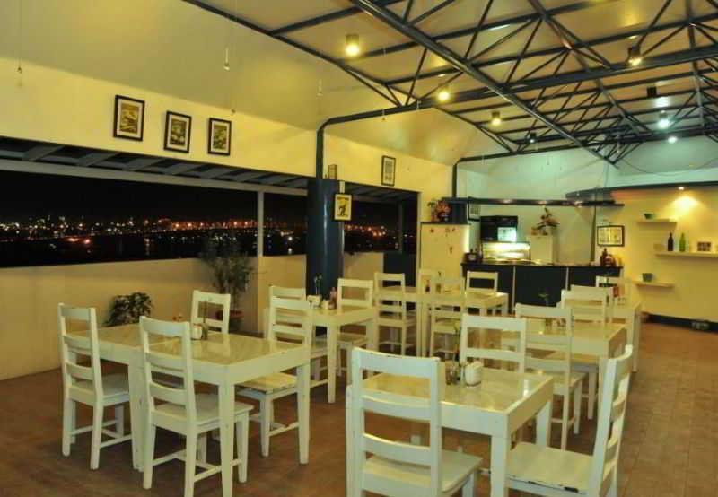 Ace Penzionne Cebu