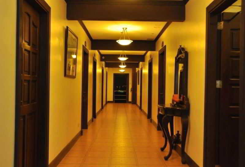 Ace Penzionne Inn Cebu