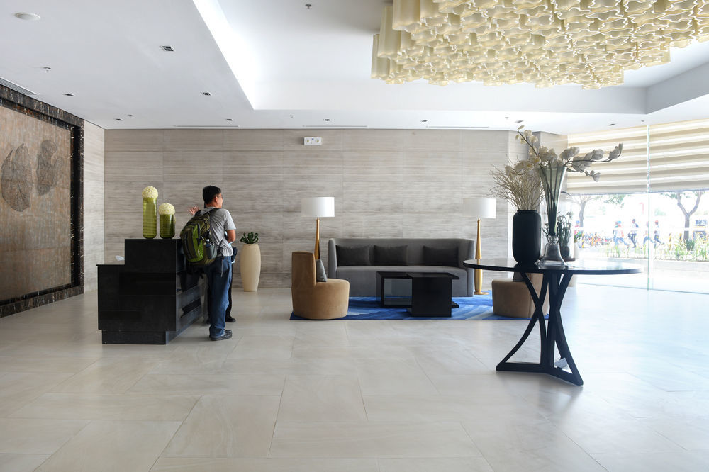 Apartment 8 Newtown Boulevard