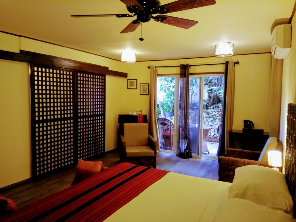Angelina & Italian Restaurant 3* Logon