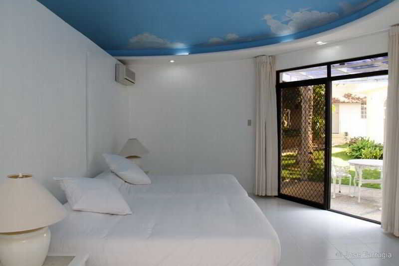 Cordova Reef Village Resort