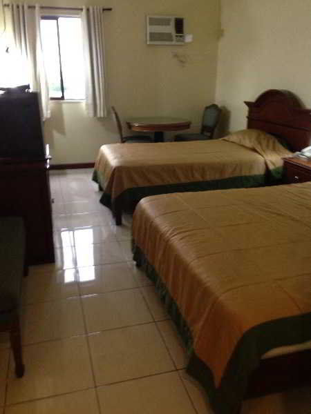Fords Cebu Hotel 3*