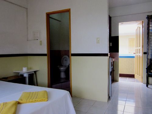 San's Mactan bahay-panuluyan 2*