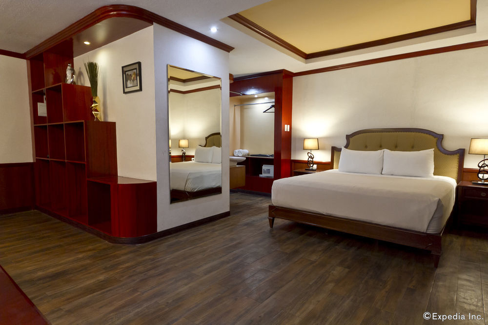 Hotel Cebu Dulcinea And Suites-mactan Airport Lapu-Lapu City