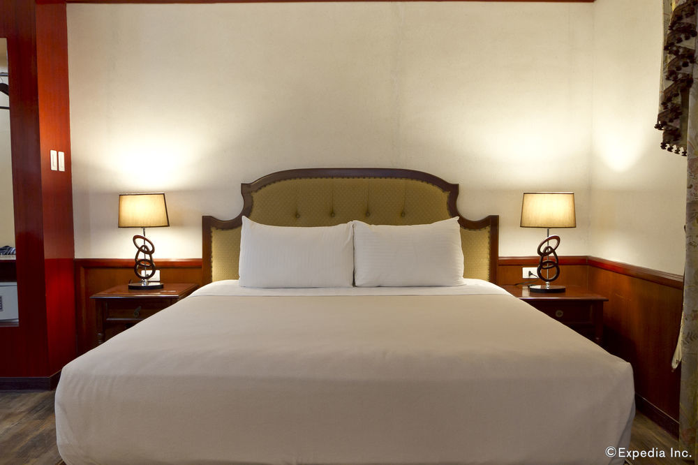 Cebu Dulcinea And Suites-mactan Airport Hotel Lapu-Lapu City