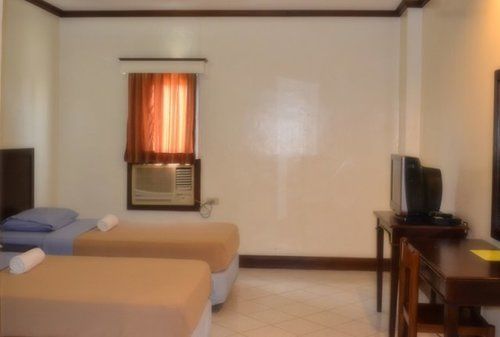 Ace Penzionne Inn 3*