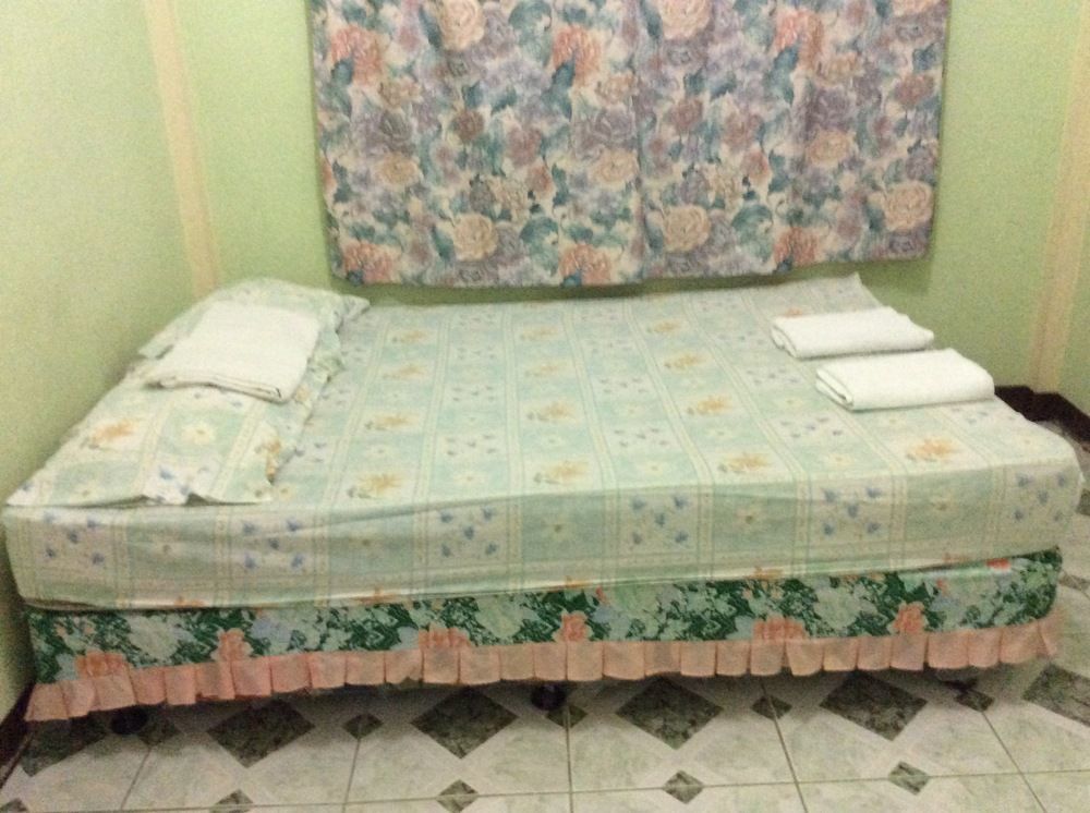 Casa Bonita Inn Oslob Hotel 2*