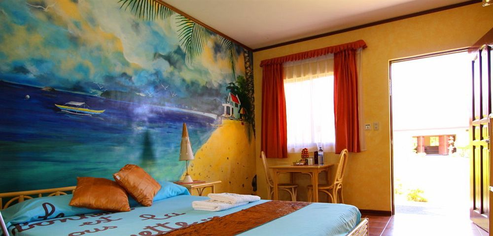 Parrot Paradise 3*
