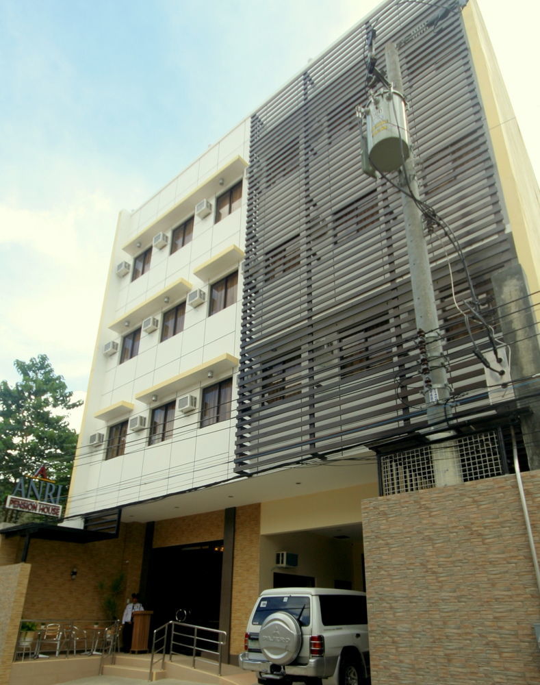 Anri House 2*