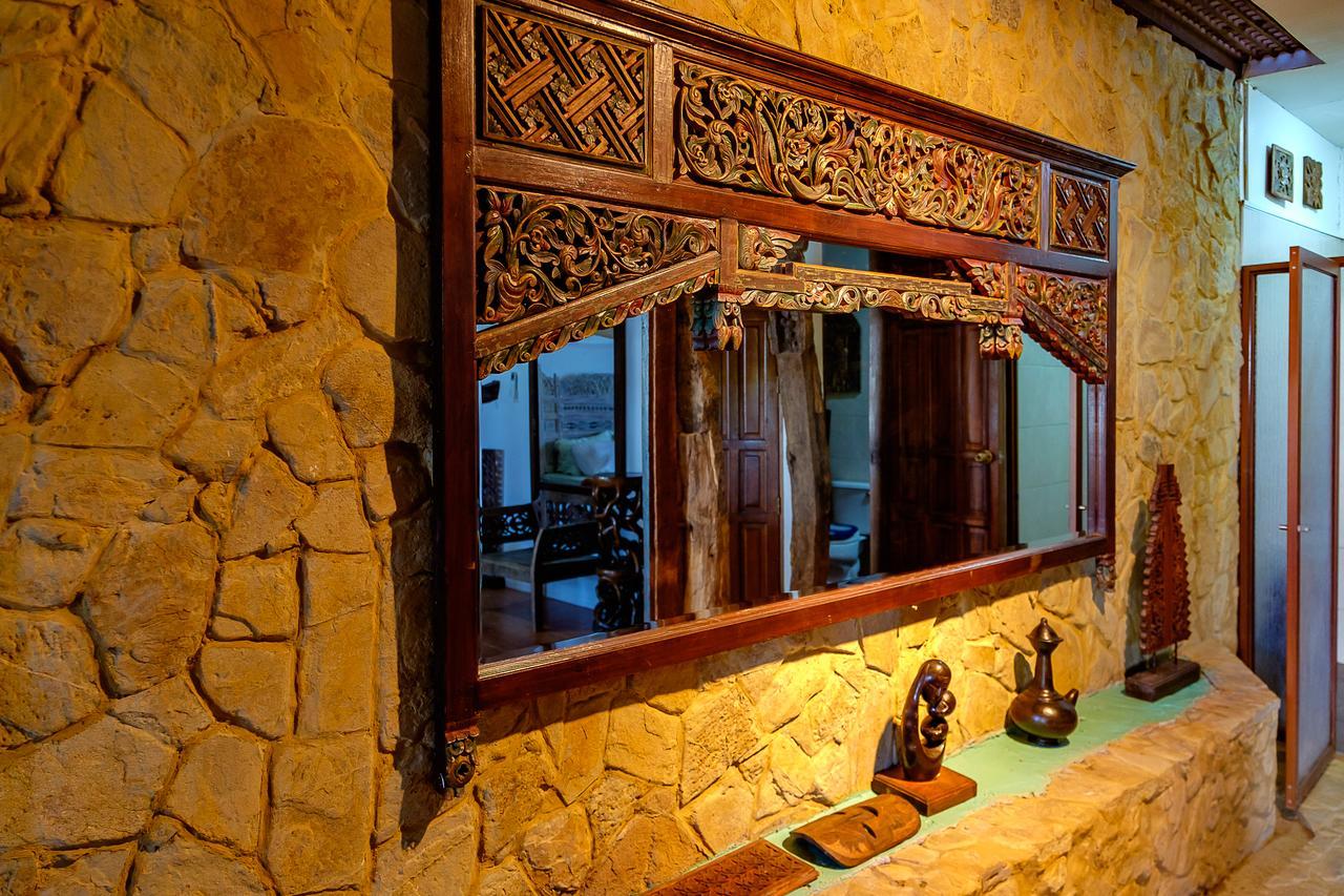 Hostel Ayo Homtel