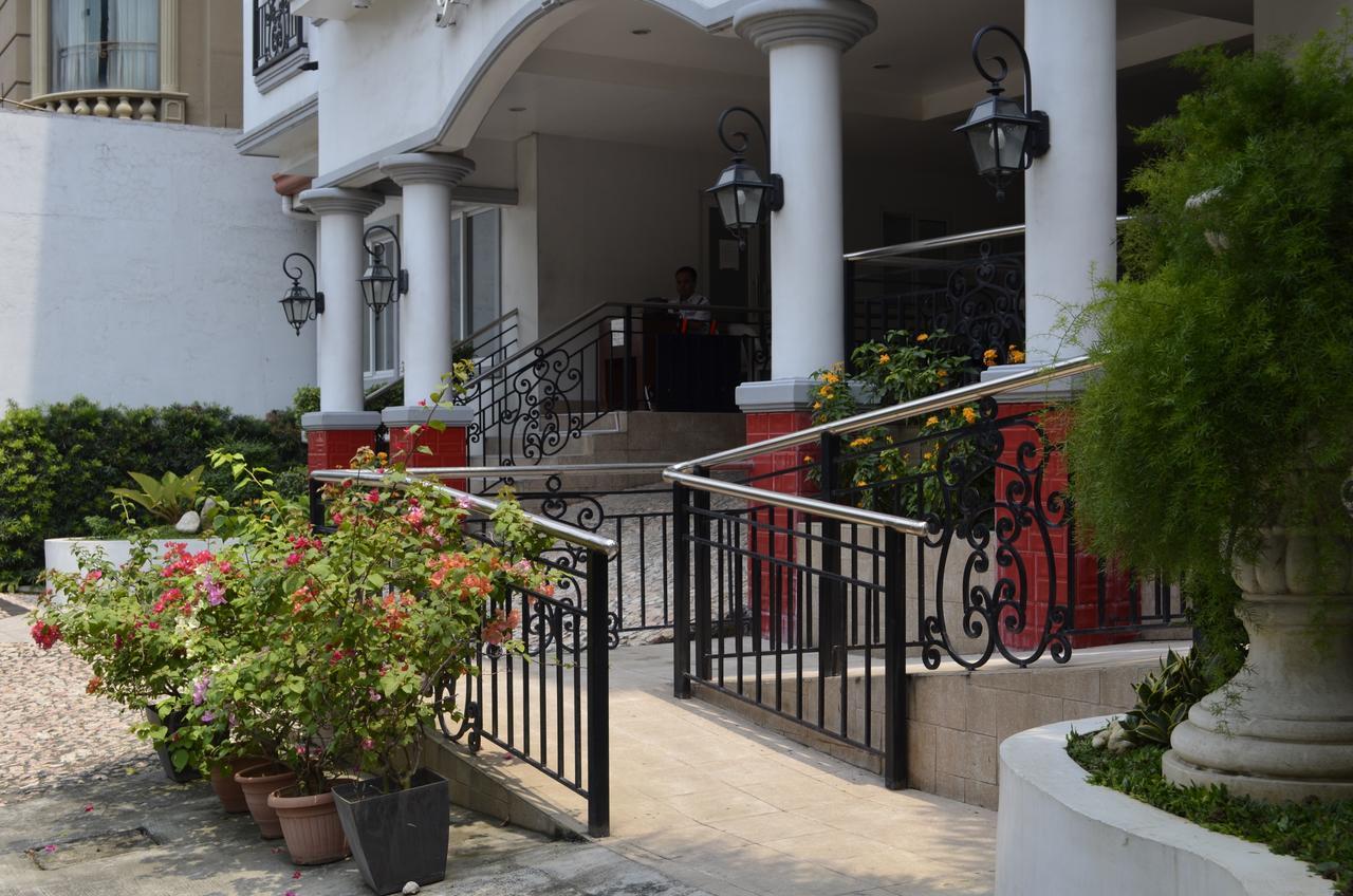 Grand Isabella Residences Aparthotel 3*