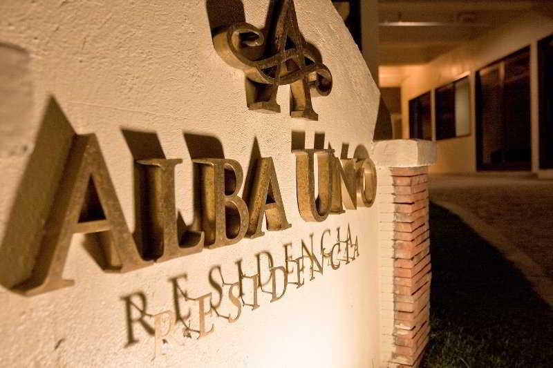 Alba Uno Hotel 2*