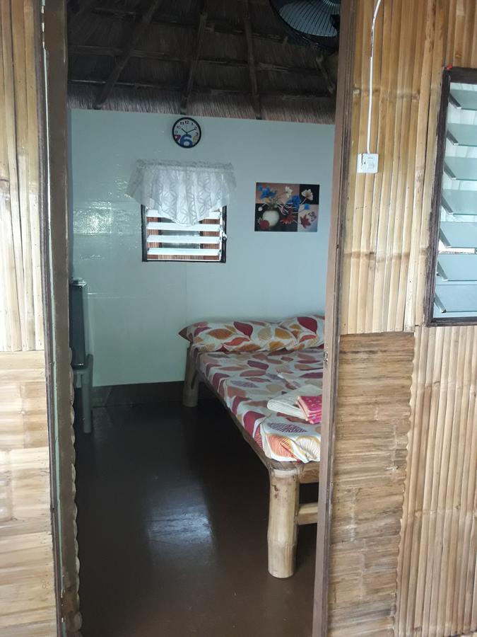 Bamboo Village On The Beach Guest house Catmon