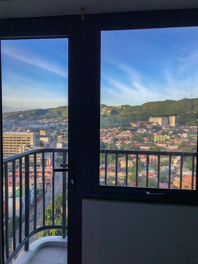 One Bedroom At Sundance Residences With Hi-speed Wifi Cebu