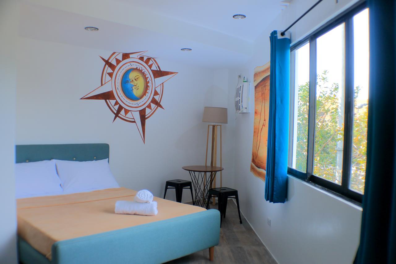 1521 Hostel *