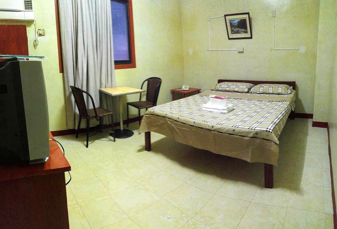 Honeybee Royal bahay-panuluyan