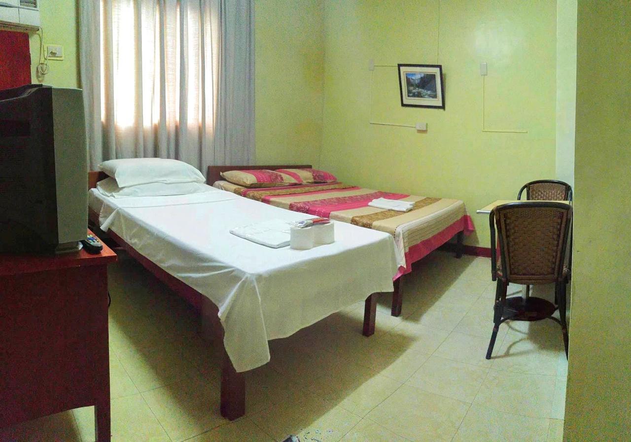 bahay-panuluyan Honeybee Royal *