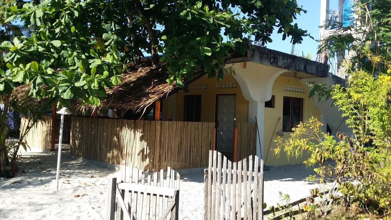 Aabana & Watersport Resort Logon