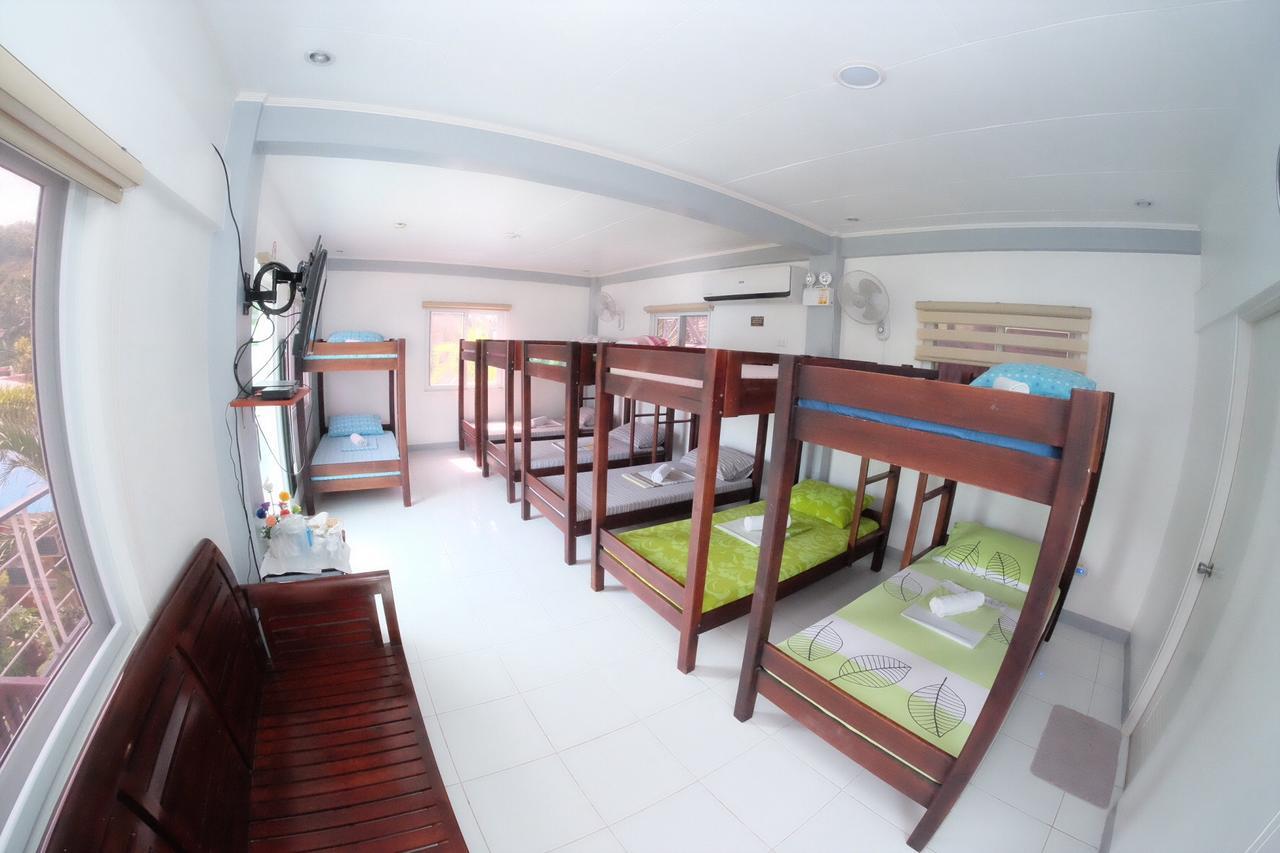 L & M Hearthstones Inn Oslob