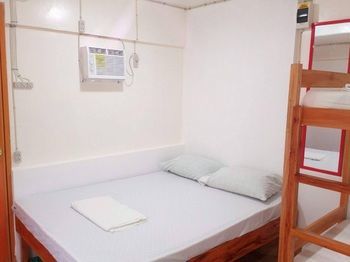 Guest house Emoks 2*