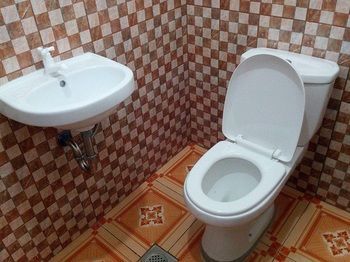Emoks Guest house
