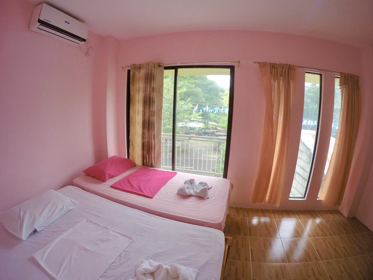 Guilly's Place bahay-panuluyan Oslob