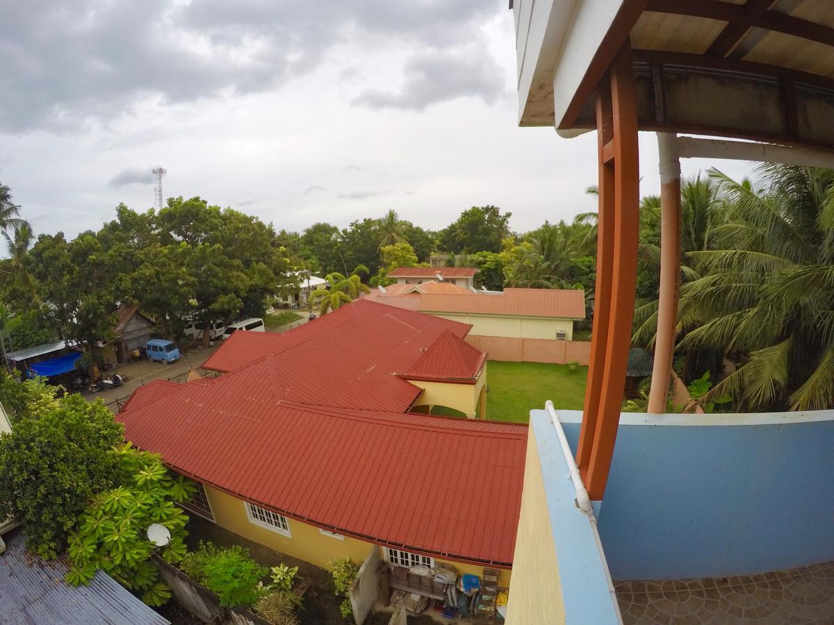 Guilly's Place 2* Oslob