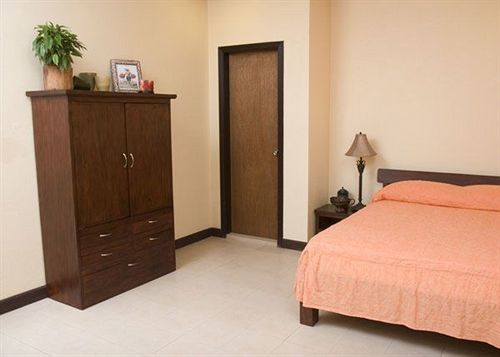 Hotel Casa Escano 3*
