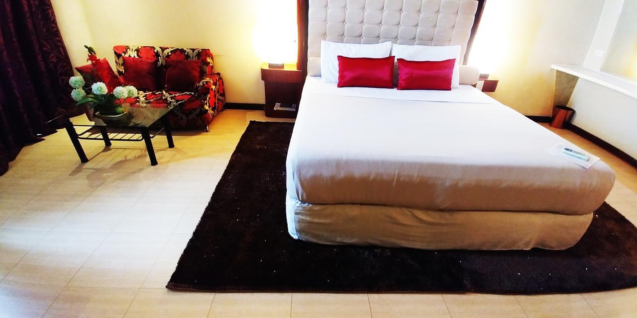 Hotel Cebu Dulcinea And Suites-mactan Airport Lapu-Lapu City