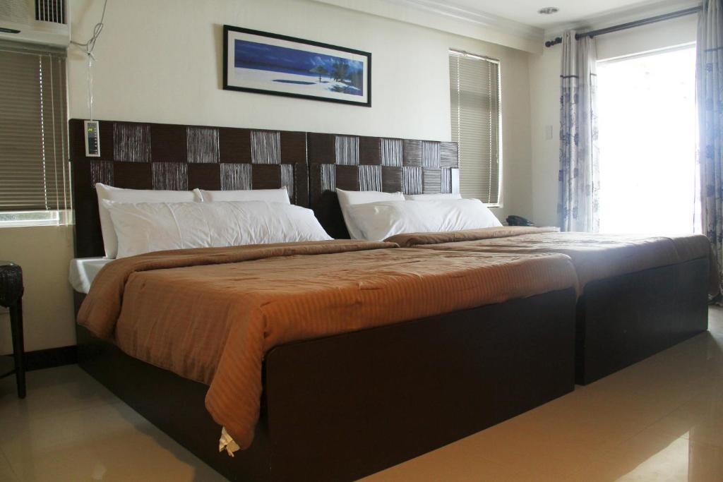 Resort Bluefins 3*