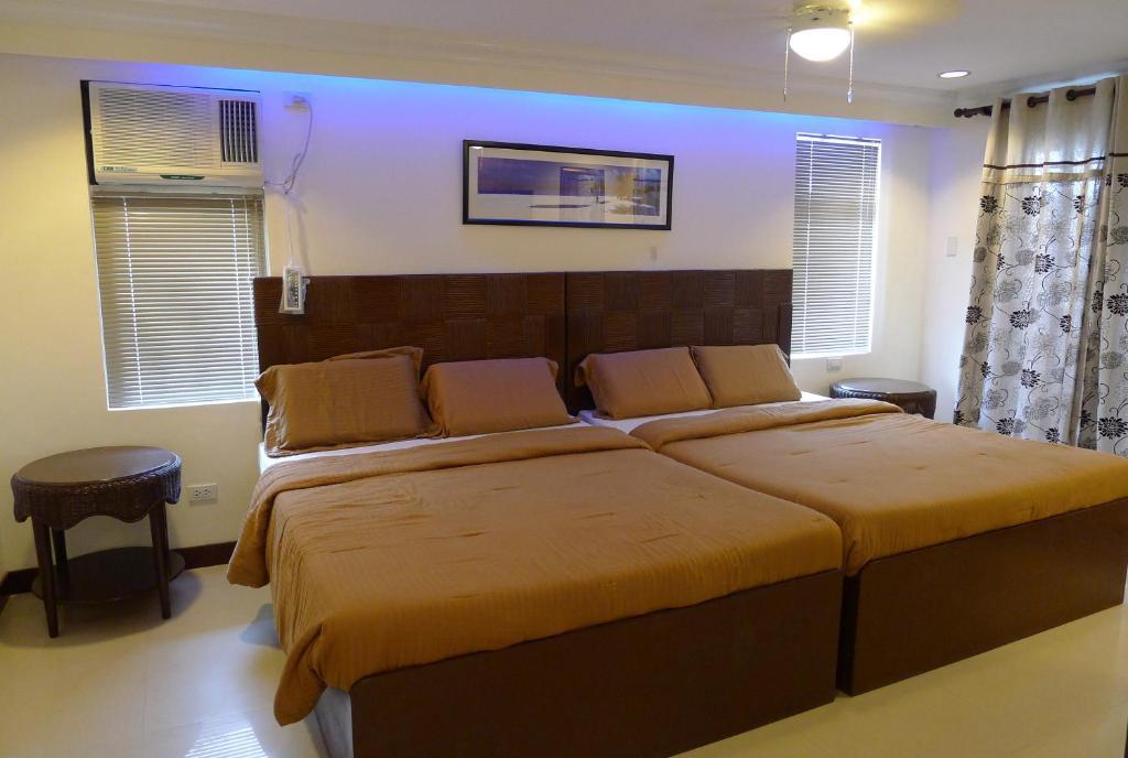 Bluefins Resort 3*