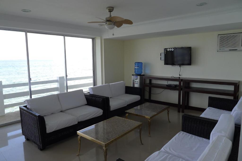 Resort Bluefins Lapu-Lapu City