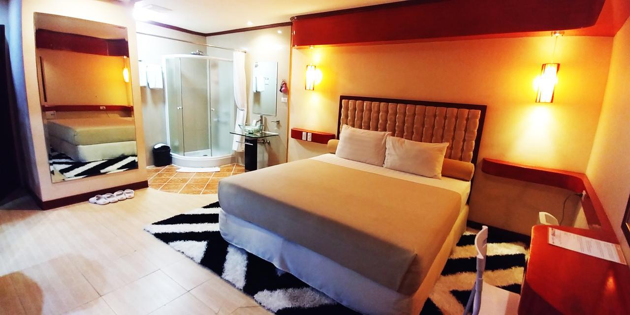 Cebu Dulcinea And Suites-mactan Airport 3* Lapu-Lapu City