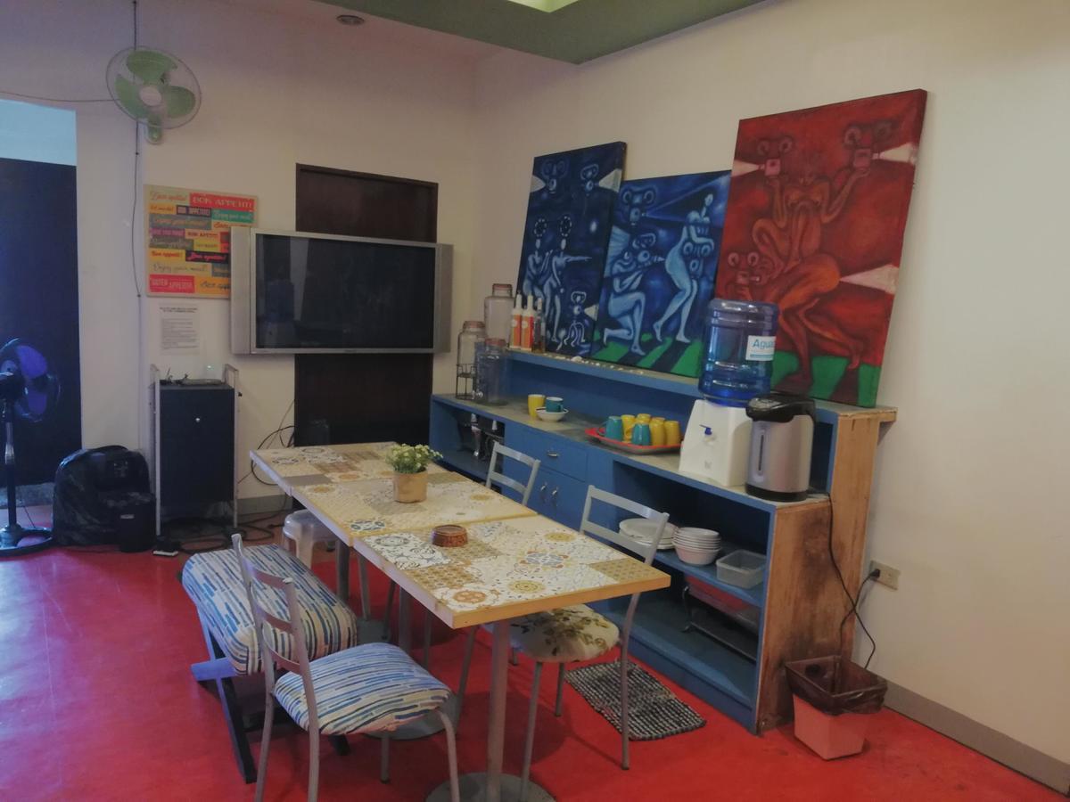 Naps & Maps Hostel *