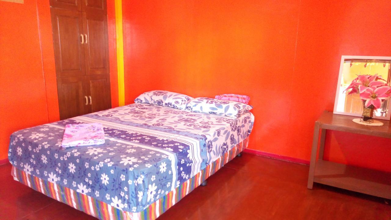 Rjc And Karaoke Bar * Talisay (Cebu)