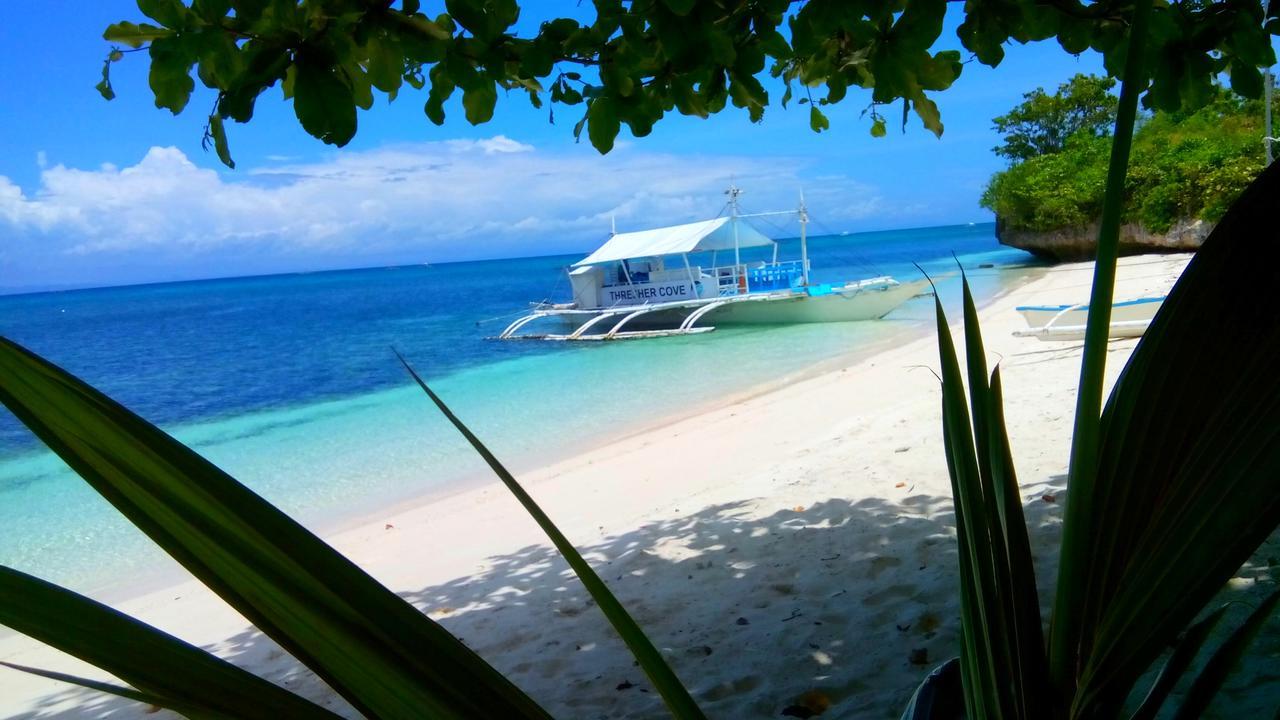 Thresher Cove Dive Resort 3*